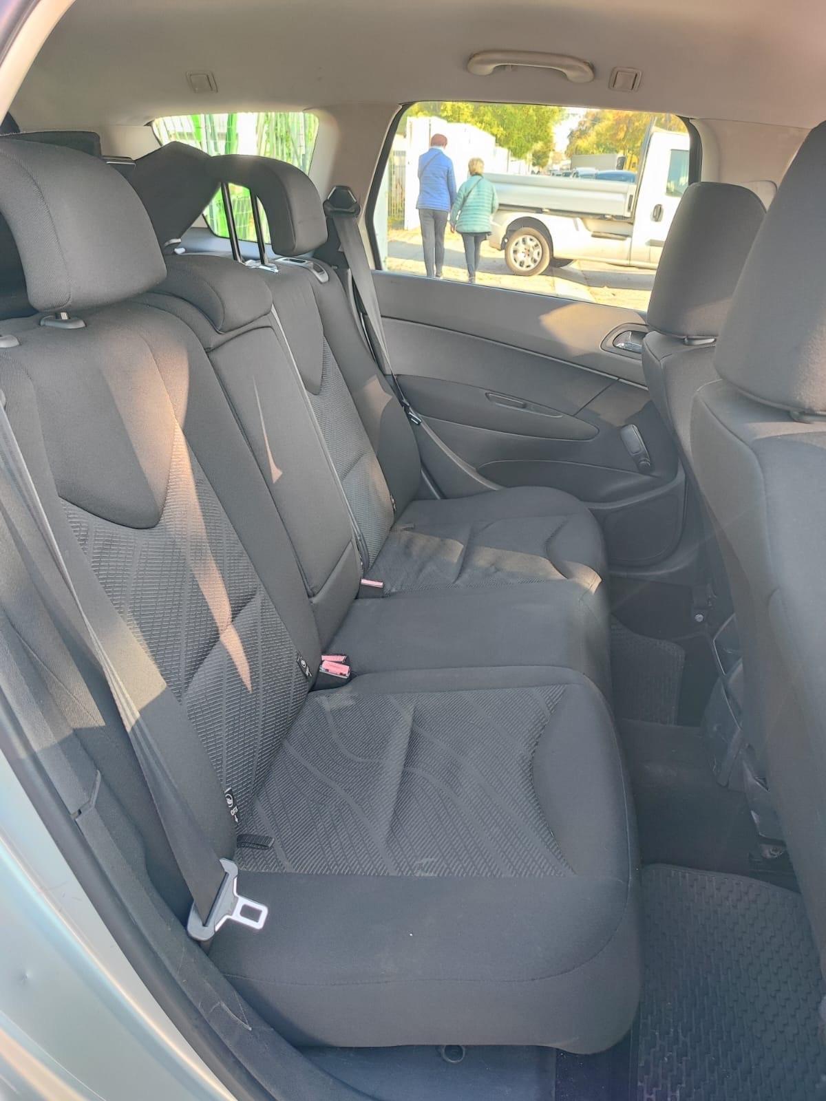 Peugeot 308 1.6 8V HDi 112CV SW Business