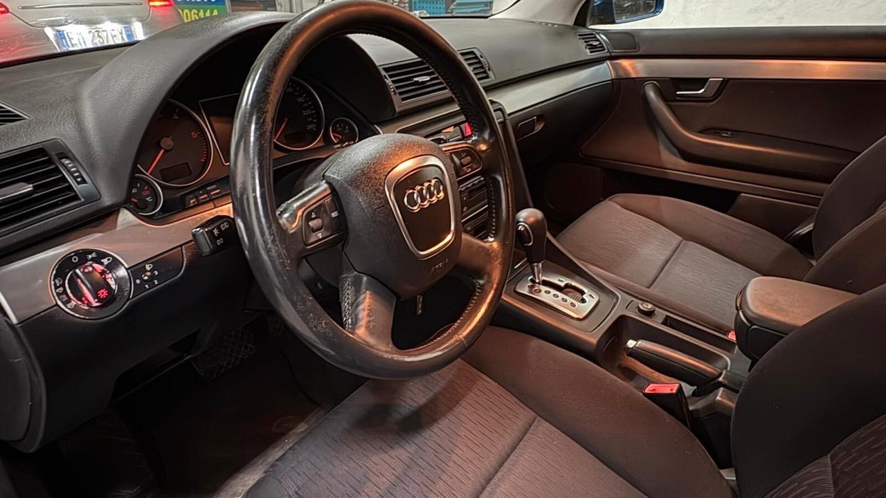 Audi A4 2.0 16V TDI Avant Top cambiò automatico bella