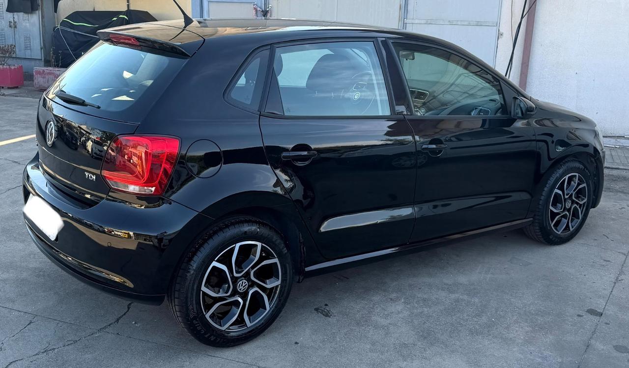 Volkswagen Polo 1.6 TDI 105CV DPF 5 porte Highline BlueMotion Technology