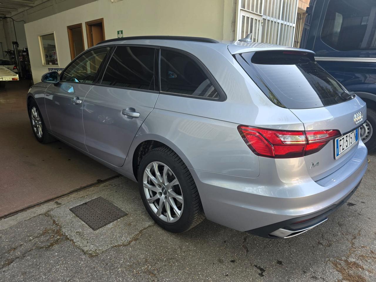 Audi A4 2.0 TDI 190 CV ultra S tronic Design