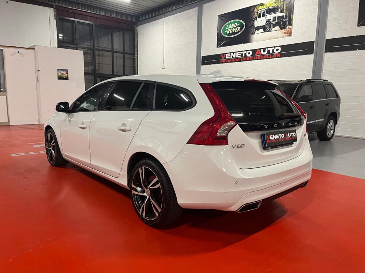 Volvo V60 D4 Momentum