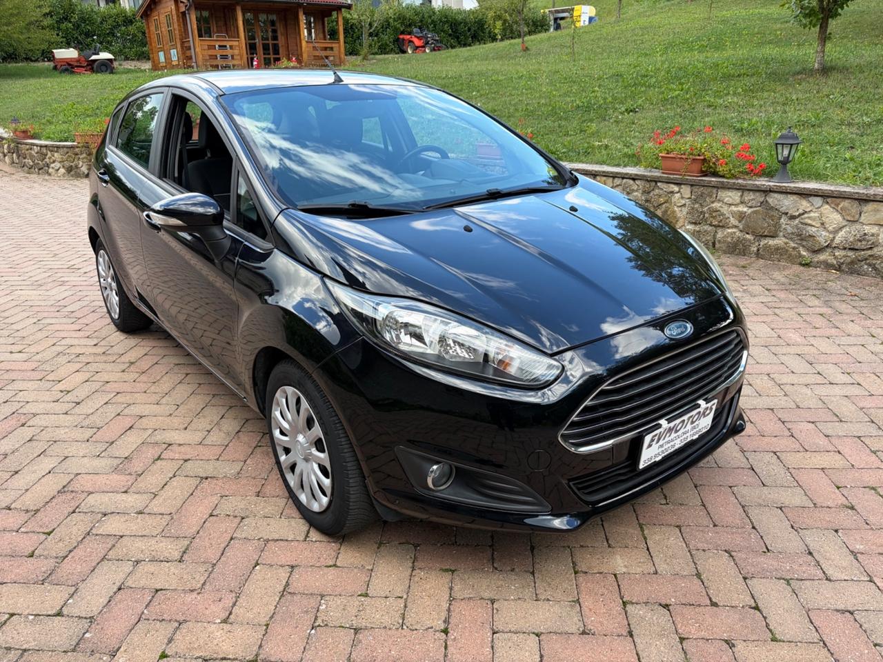 Ford Fiesta 1.5 TDCi 75CV 5 porte Titanium OK NEOPATENTATI