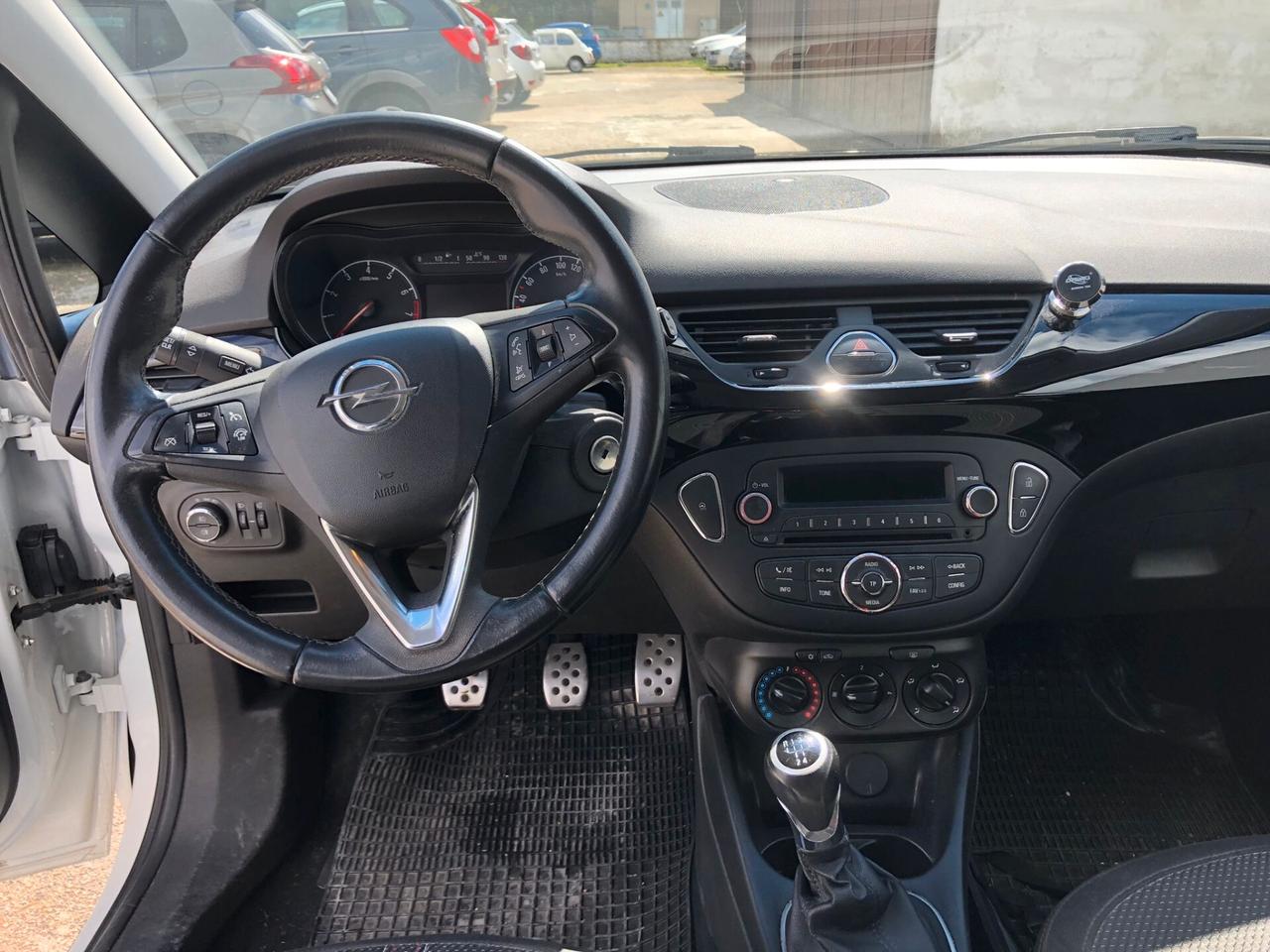 Opel Corsa 1.2 5 porte