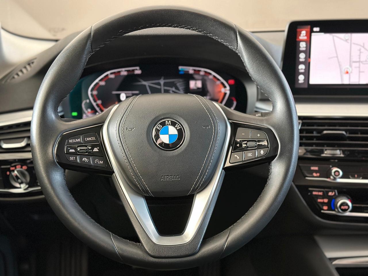 BMW 520 d Touring MHEV xDrive Business auto