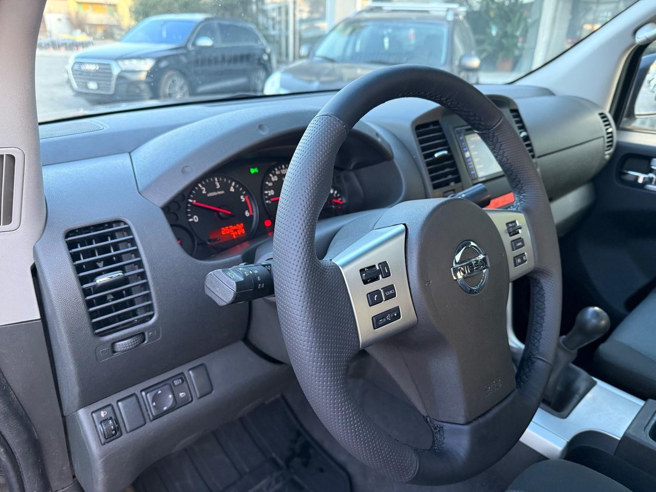 Nissan Navara 2.5 dCi 190CV Manuale Platinium