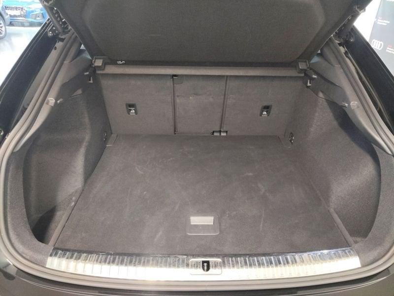 Audi Q3 RS SPB quattro S tronic
