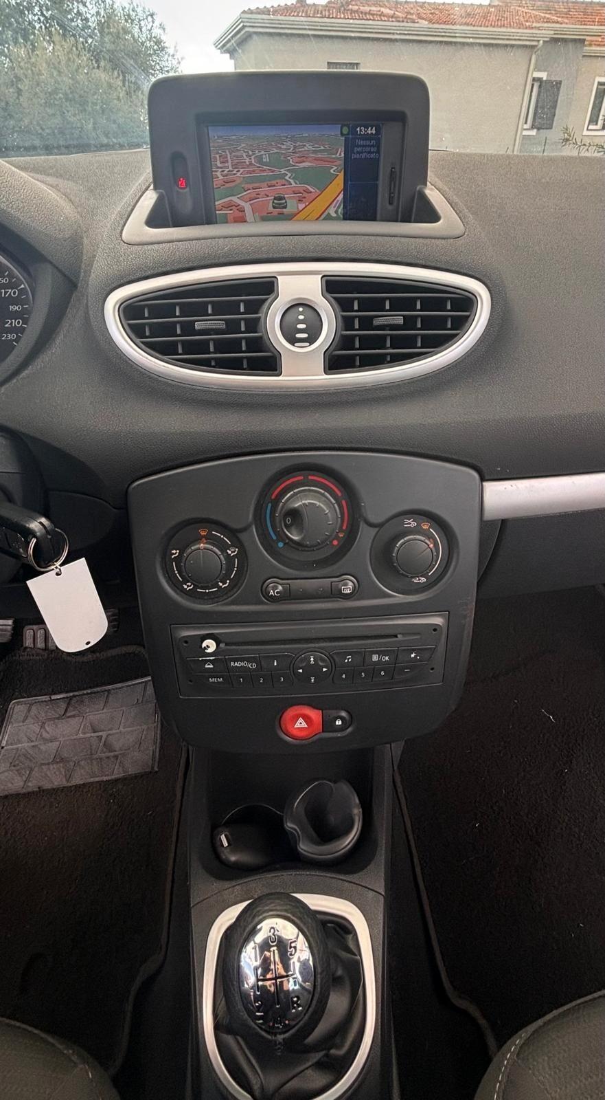 Renault Clio 1.2 16V 5 porte Luxe