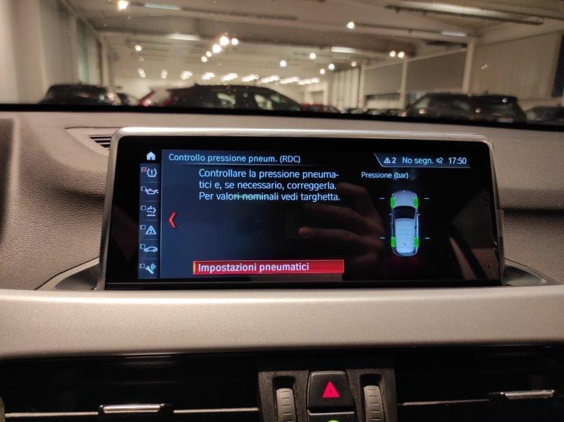 BMW X1 (F48) - X1 sDrive18d Business Advantage