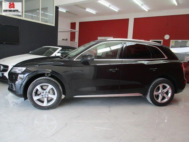 AUDI Q5 35 TDI quattro S tronic Sport-2018