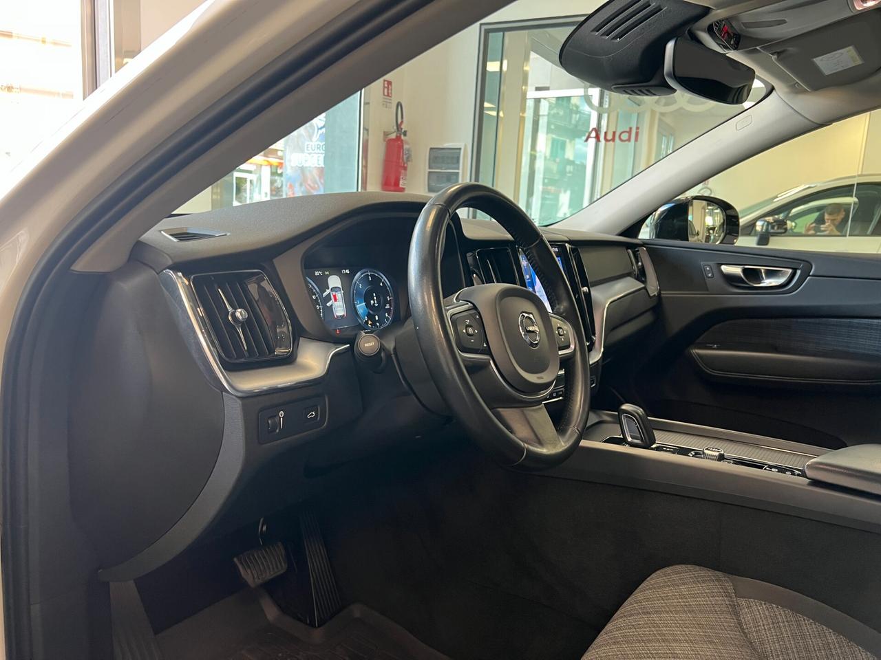 Volvo XC 60 X B4 (d) AWD Geartronic Momentum