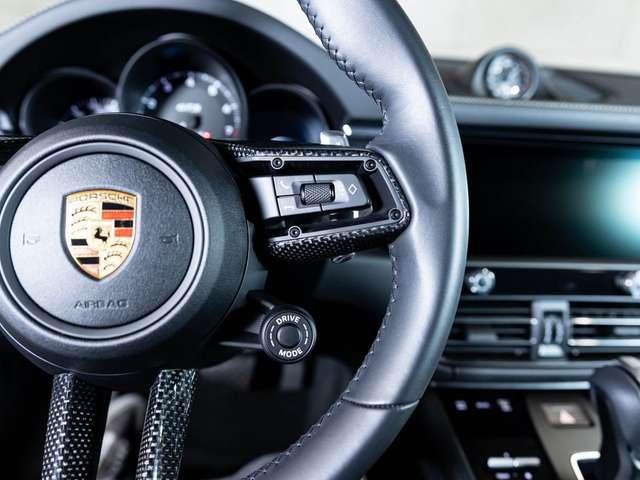 Porsche Macan GTS SPORT CHRONO BOSE CARBONIO KAMERA PELLE BLACK