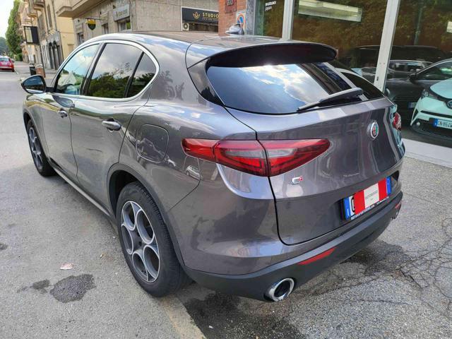 ALFA ROMEO Stelvio 2.0 Turbo 200 CV AT8 Q4 Veloce