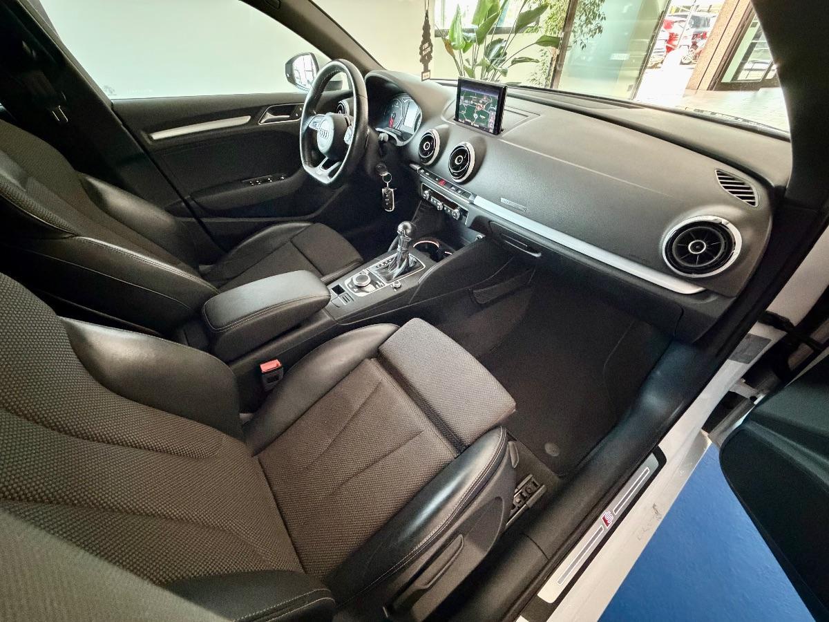 AUDI - A3 - 2.0 TDI S tronic S-Line