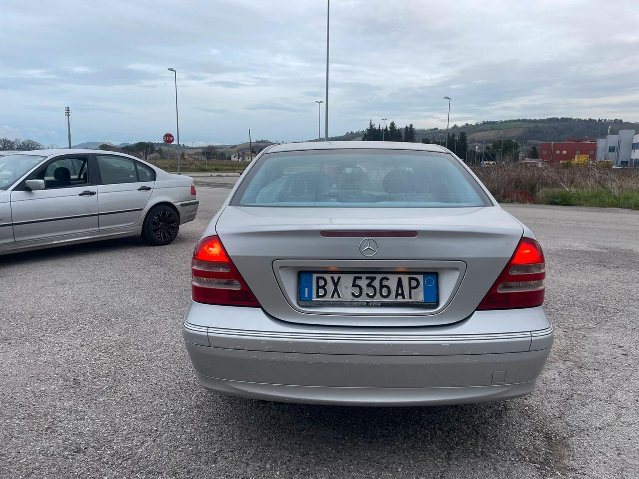 MERCEDES C180 2.0 GPL 2001