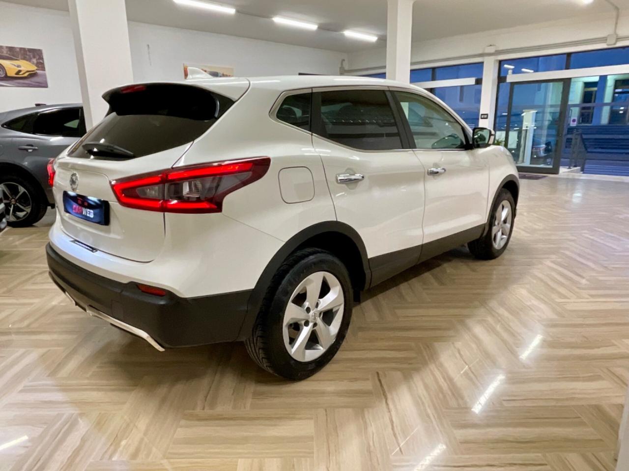 NISSAN Qashqai TEKNA 1.6 dCi 2WD Tekna 2018