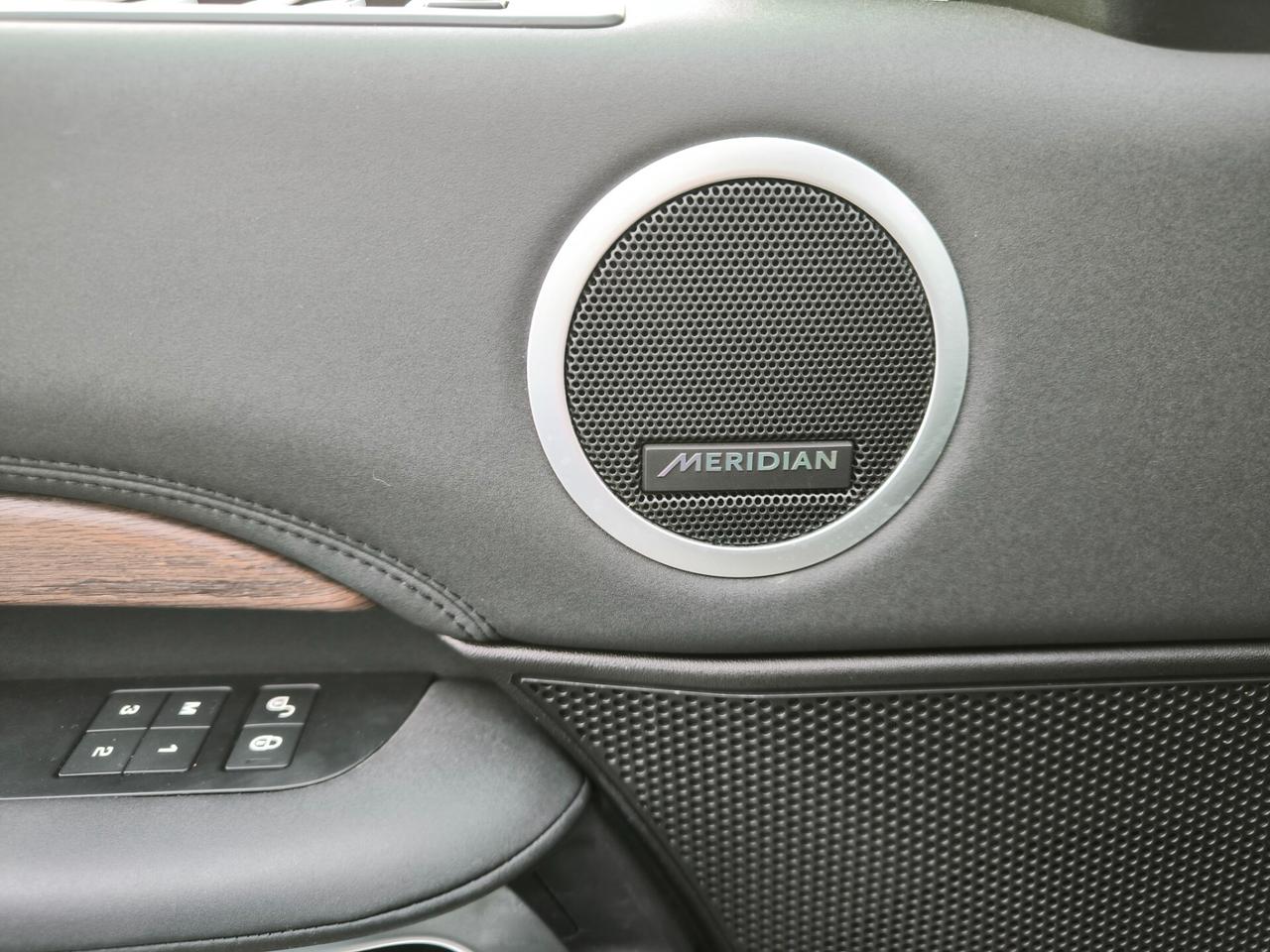 Land Rover Discovery 2.0 SD4 240 CV HSE 7 POSTI