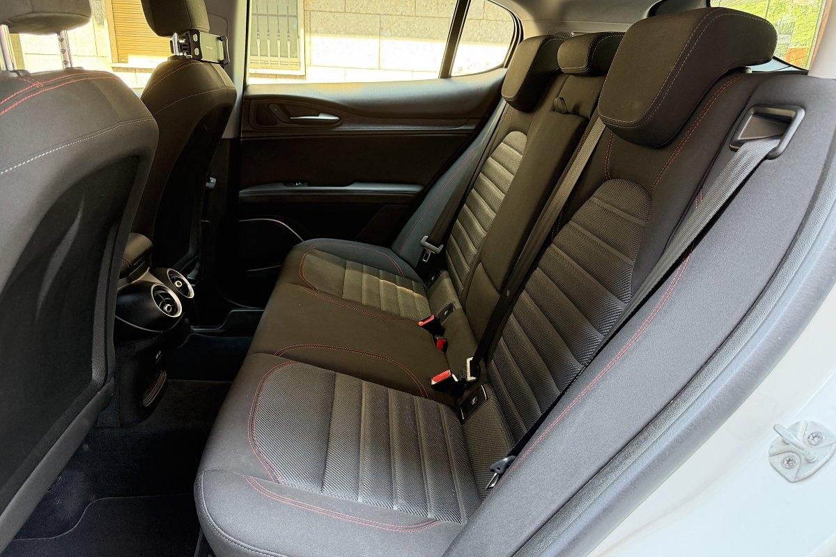 ALFA ROMEO Stelvio 2.2 Turbodiesel 160 CV AT8 RWD Business