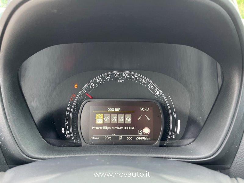 Toyota Aygo X 1.0B (72 CV) Limited Air S-CVT