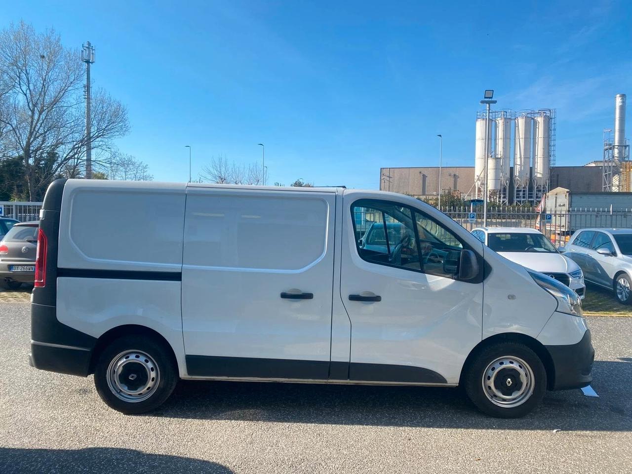 Renault TRAFIC T27 1.6 DCI 120CV PC-TN FURGONE 89KW