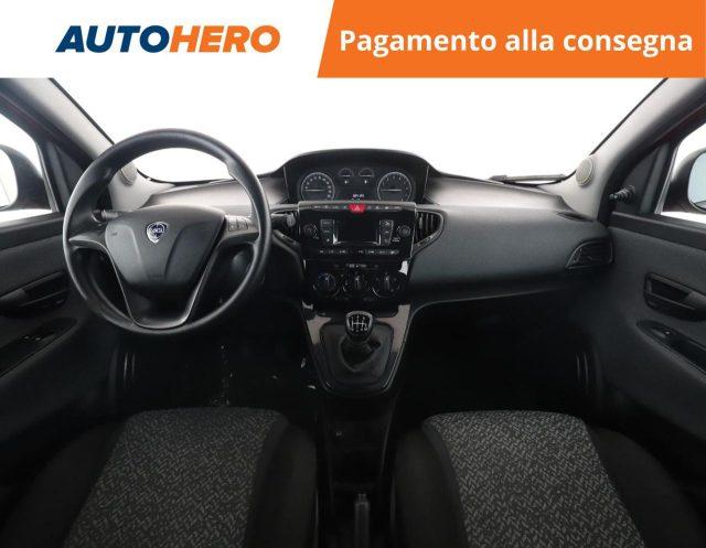LANCIA Ypsilon 1.0 FireFly 5 porte S&S Hybrid Ecochic Silver