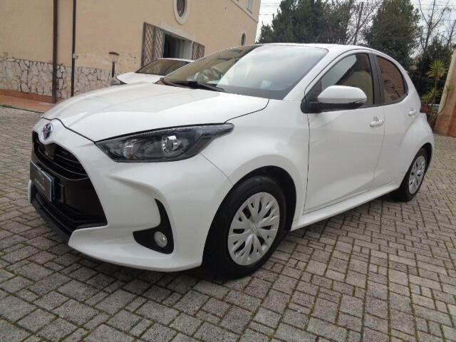 Toyota Yaris 1.5 Hybrid 5 porte Active NESSUN VINCOLO DI FINANZIAMENTO