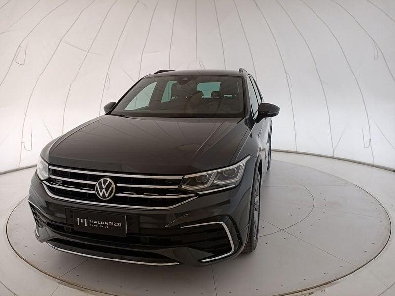 Volkswagen Tiguan II 2021 2.0 tdi R-Line 4motion 150cv dsg