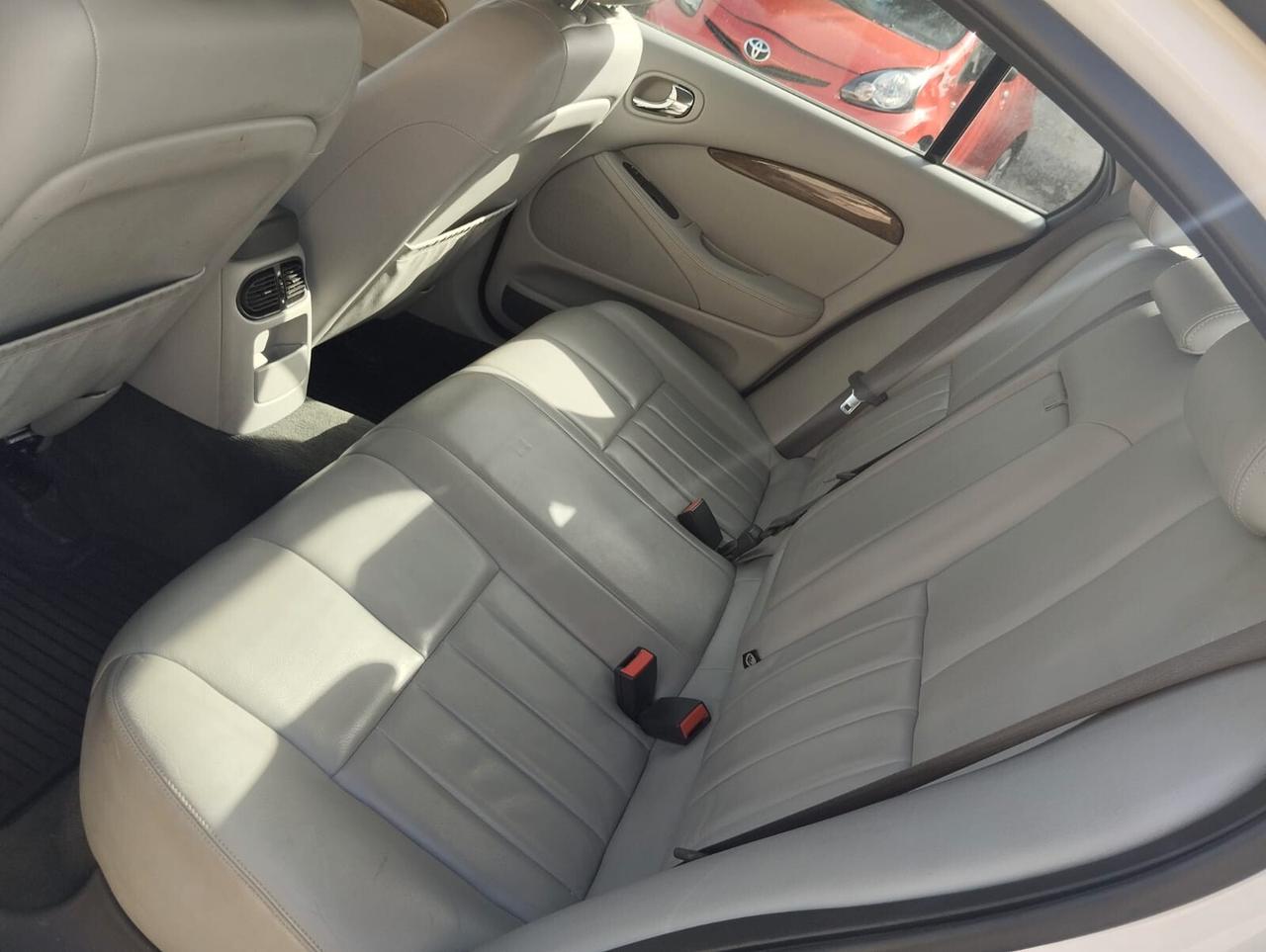 Jaguar S-Type (X202) 4.2 V8 32V cat