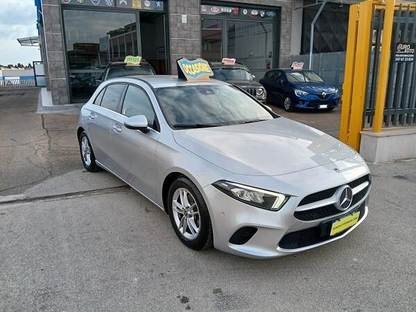 MERCEDES CLASSE 1.5 DIESEL 116 CV BUSINESS AUTOMATICO