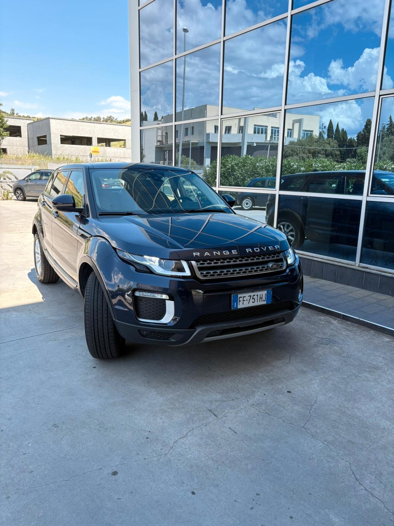 Land Rover Range Evoque 2.0 TD4 150 CV 5p. SE sport utility