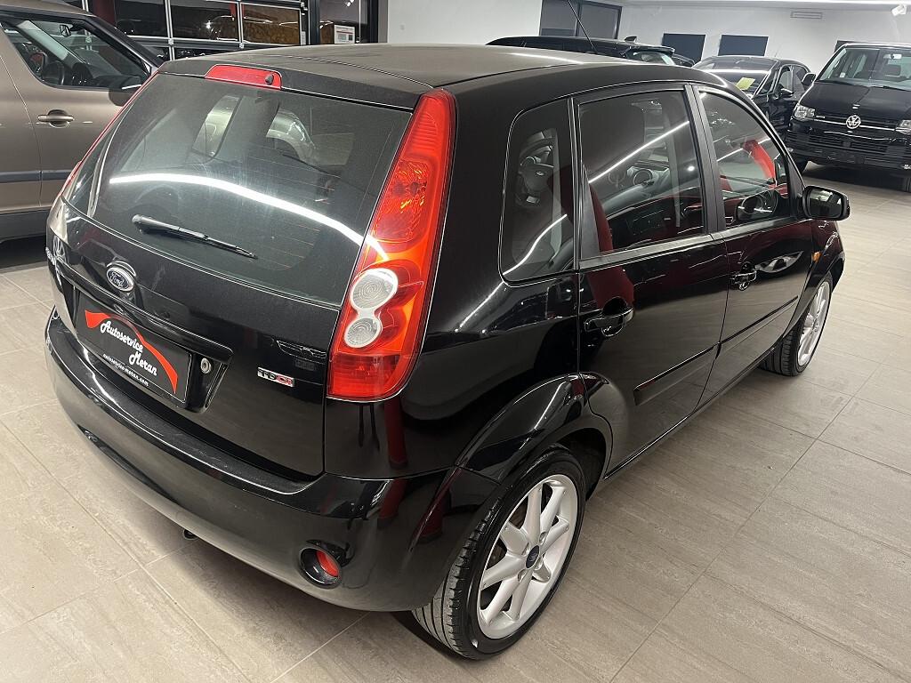 Ford Fiesta 1.4 TDCi 5porte