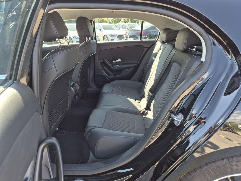 Mercedes-Benz Classe A A 180 d Advanced auto