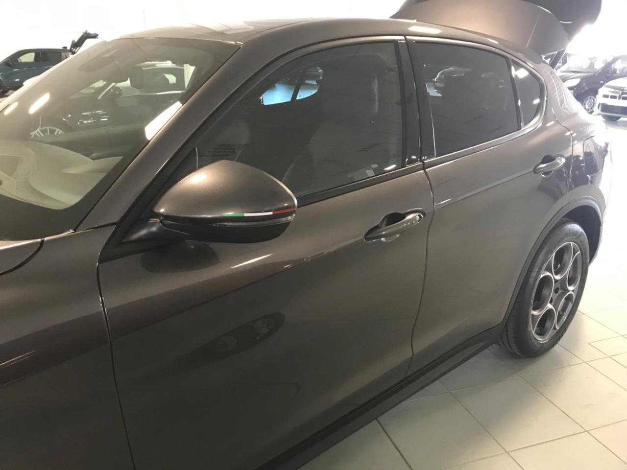 Alfa Romeo Stelvio 2.2 Turbodiesel 160 CV AT8 RWD Sprint