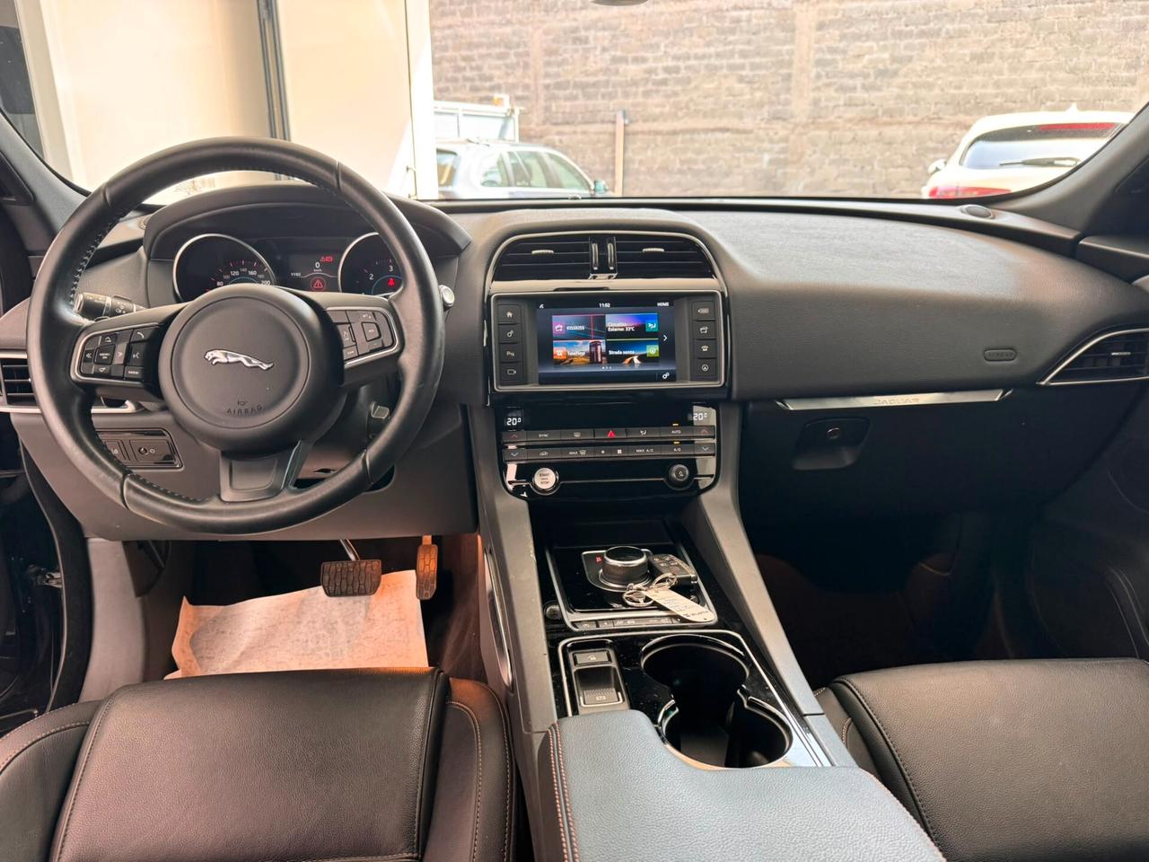 Jaguar F-Pace 2.0 D 180 CV AWD Prestige