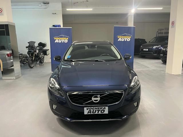 VOLVO V40 Cross Country D2 1.6 Momentum