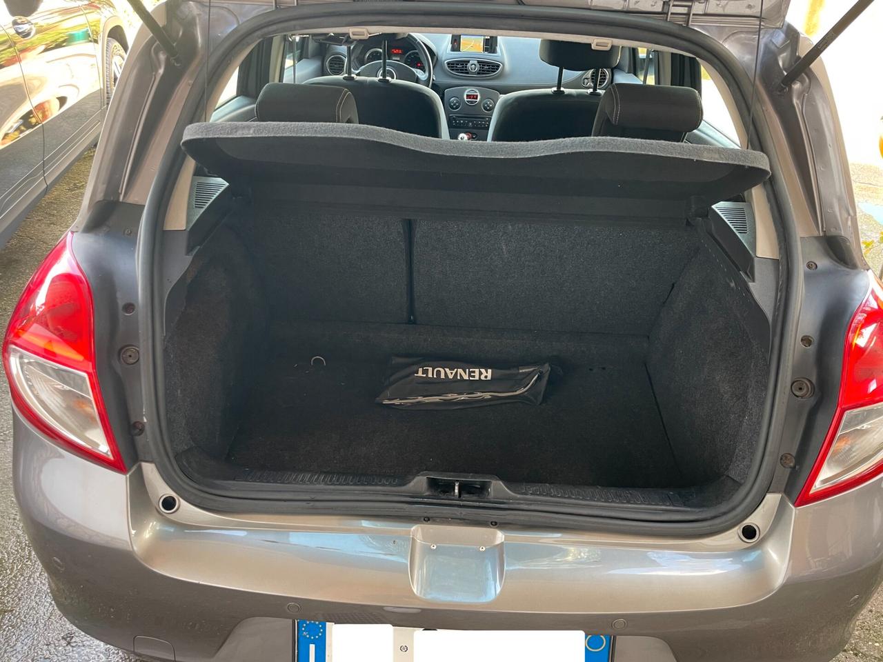 Renault Clio 1.2 5P Live! TAGLIAD DISTRIBUZIONE NEOPATENTATI