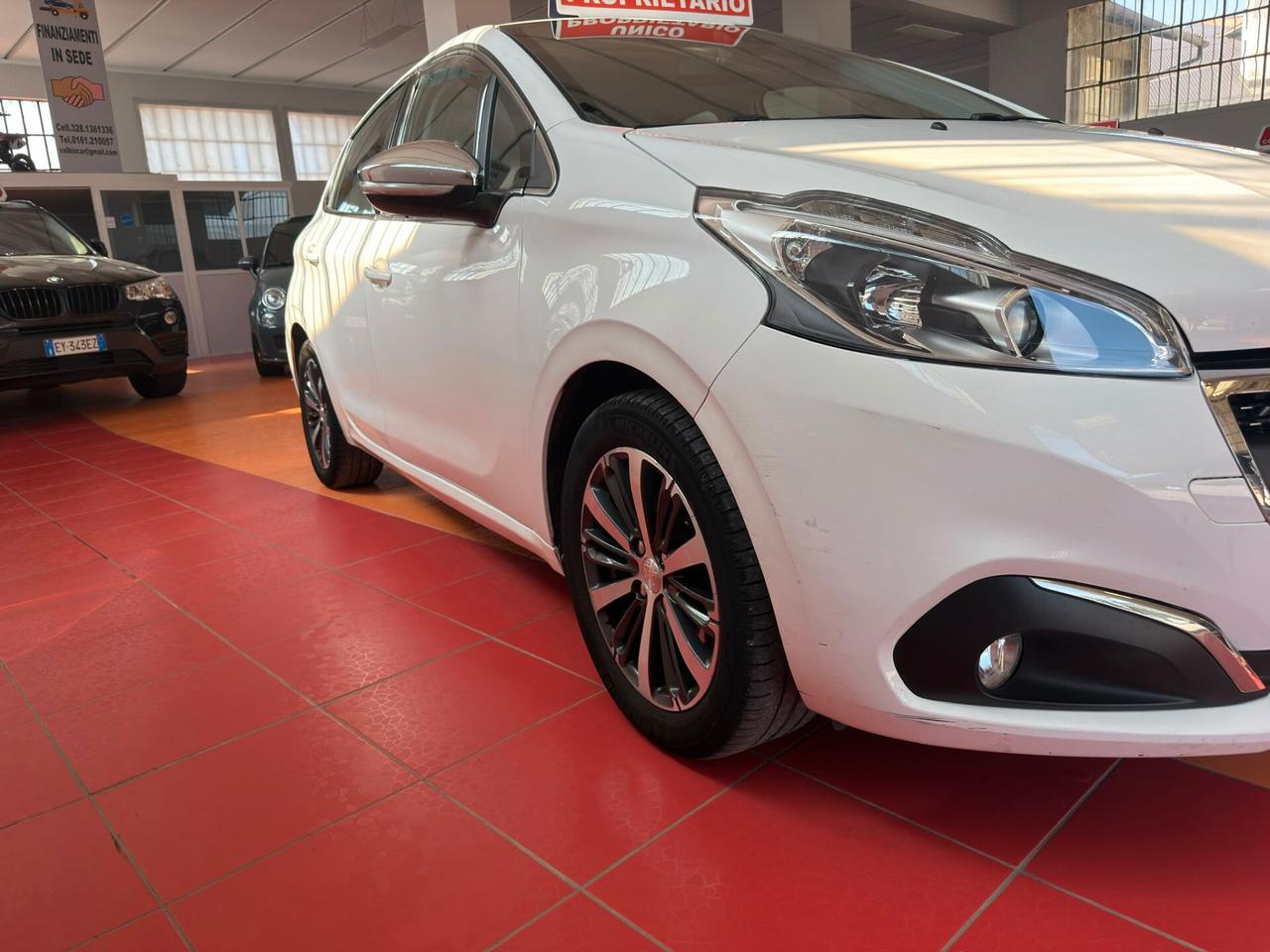 Peugeot 208 BlueHDi 100 5 porte Allure
