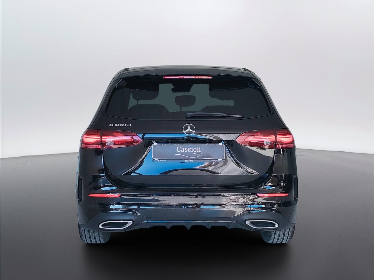 Mercedes-Benz Classe B - W247 2023 - B 180 d AMG Line Advanced Plus auto