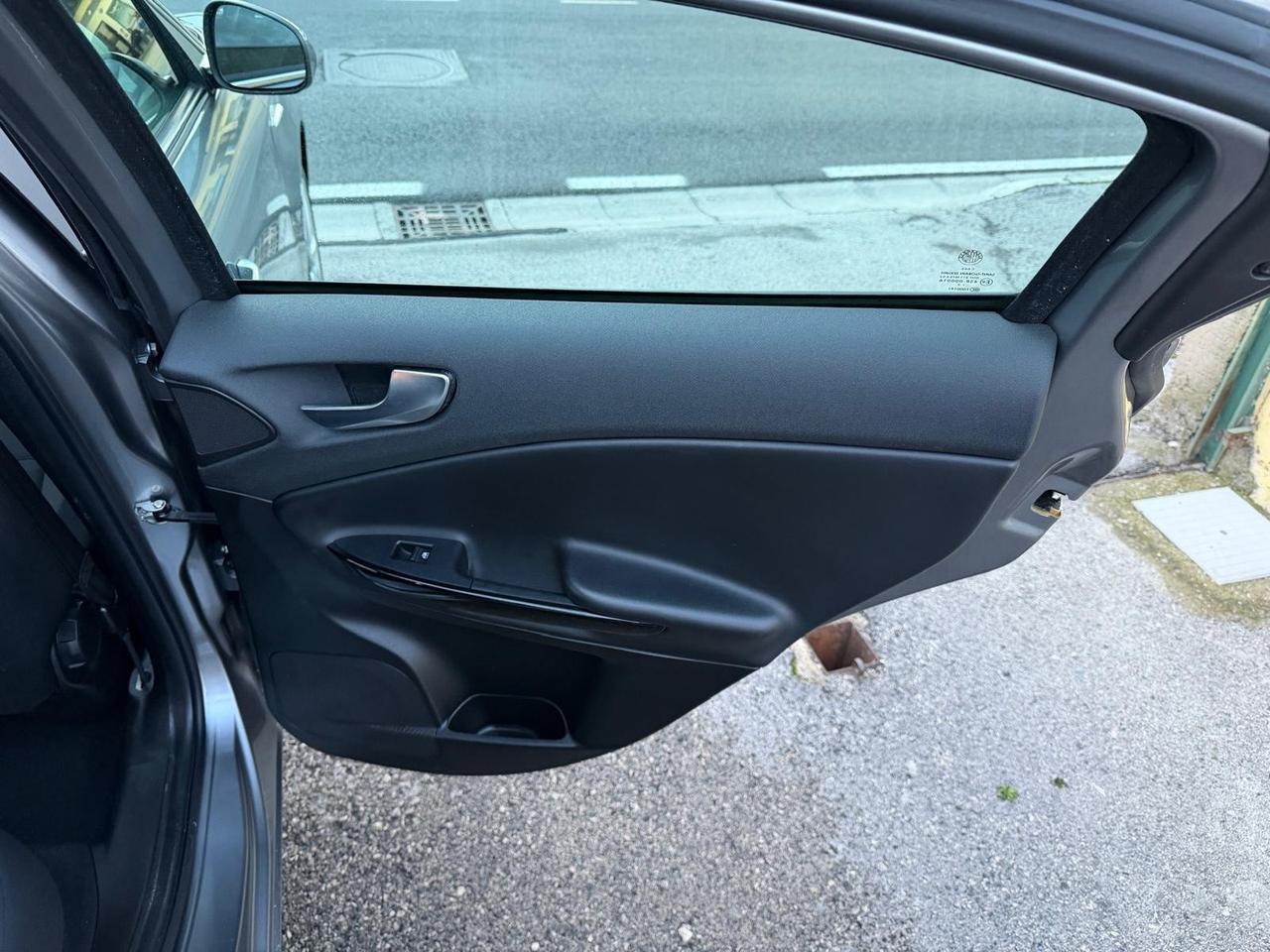 ALFA ROMEO GIULIETTA 1.4 BENZINA 120 (CV) 2012