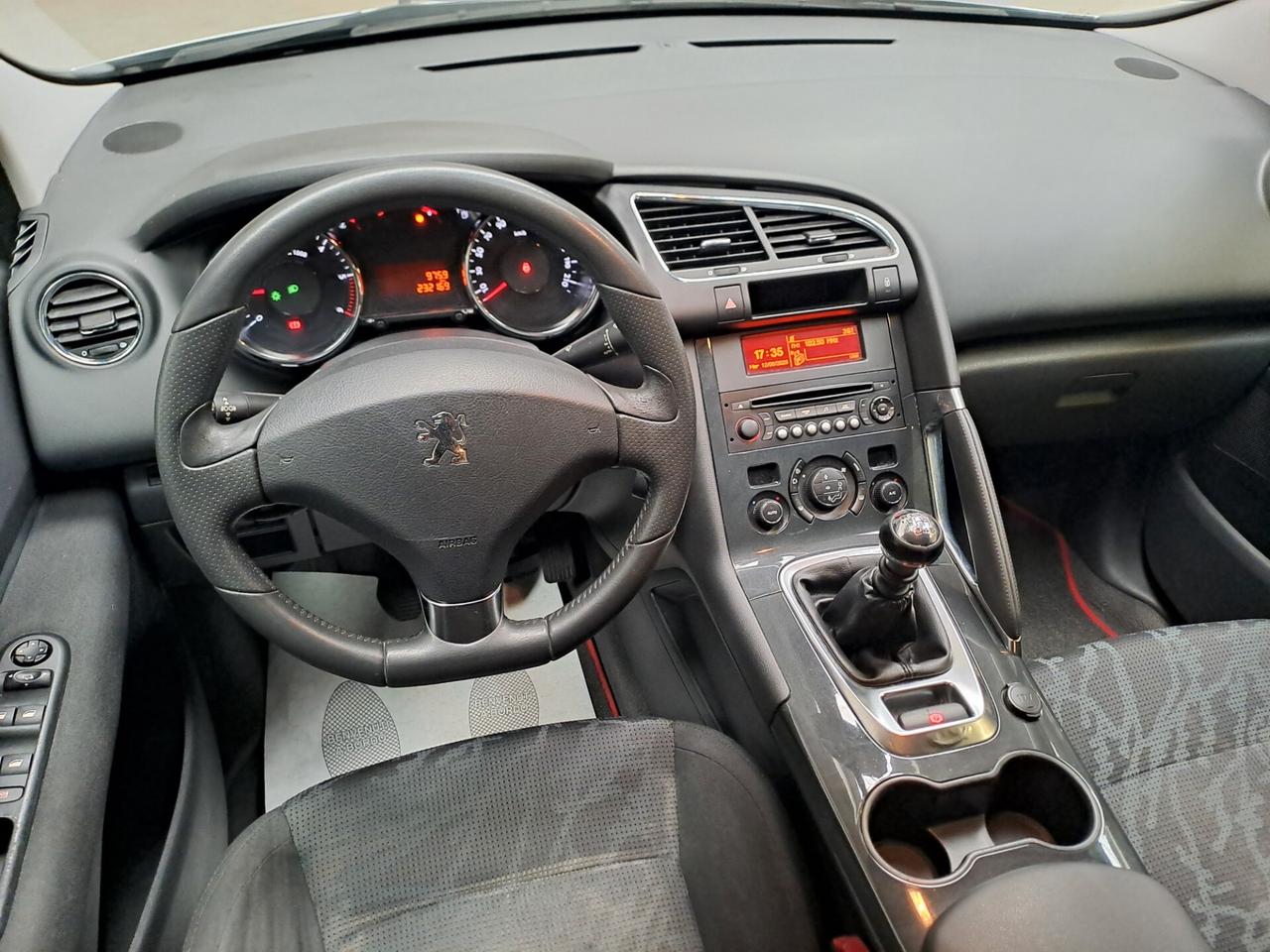 PEUGEOT 3008 1.6 HDI