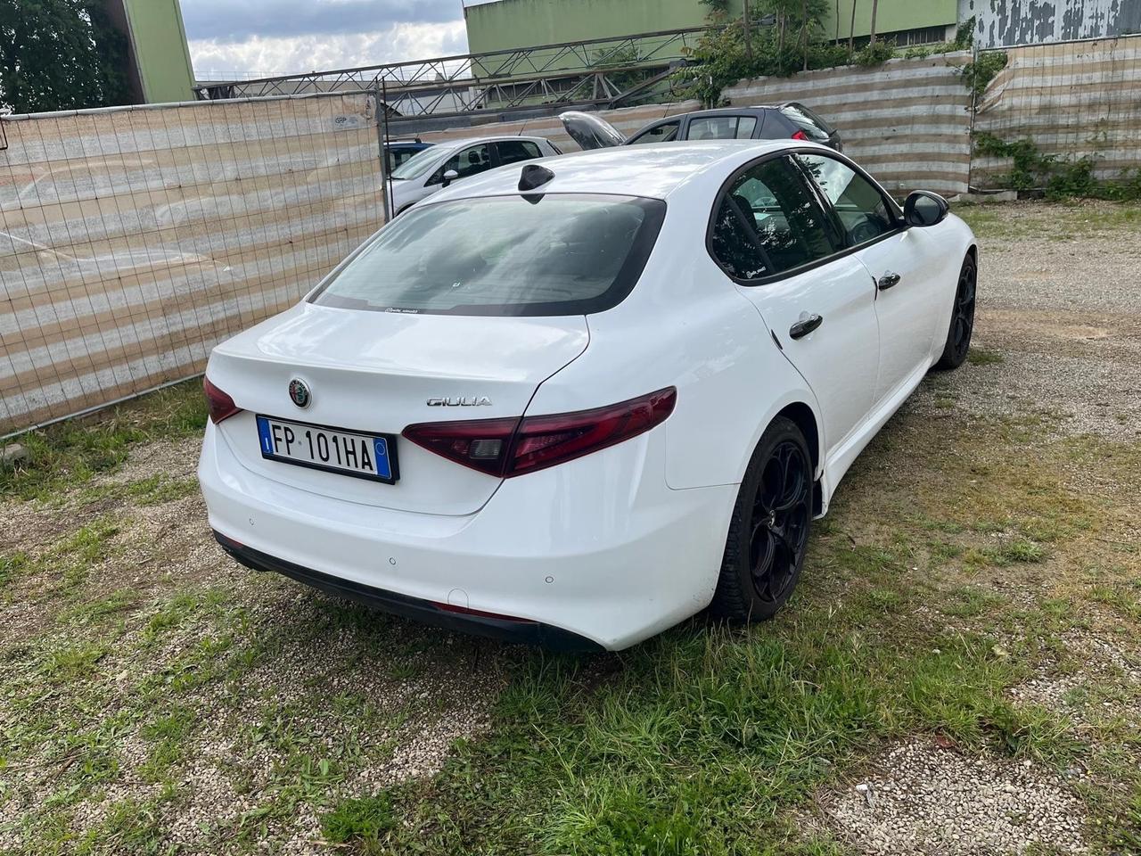 Alfa Romeo Giulia 2.2 Turbodiesel 150 CV AT8 Business