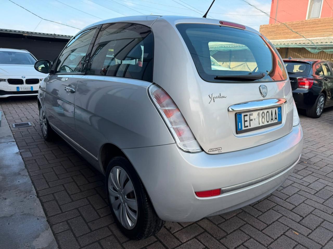 Lancia Ypsilon 1.2 Argento