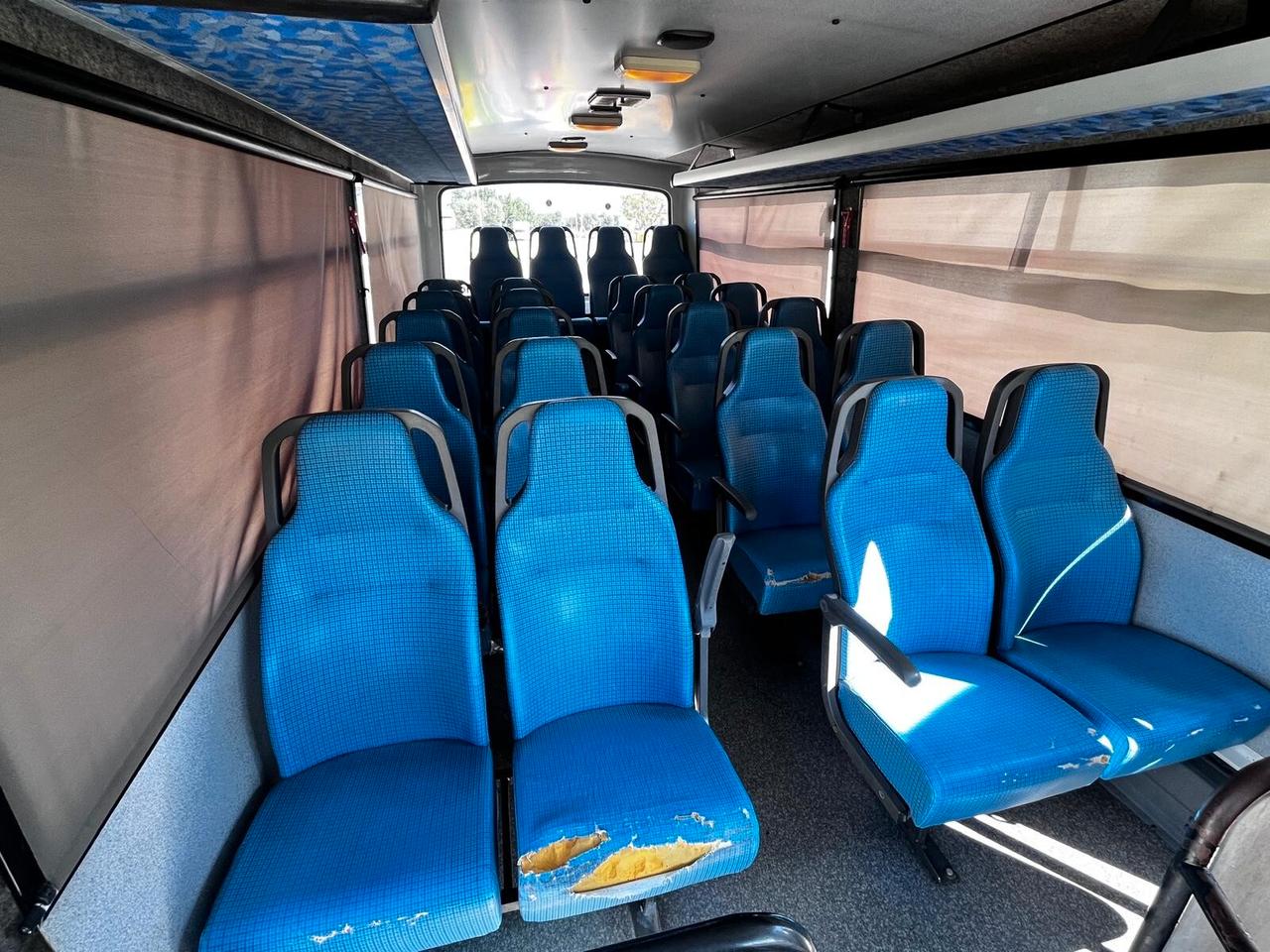 AUTOBUS IVECO DAILY 49E12 UNICO PROPRIETARIO 24 POSTI