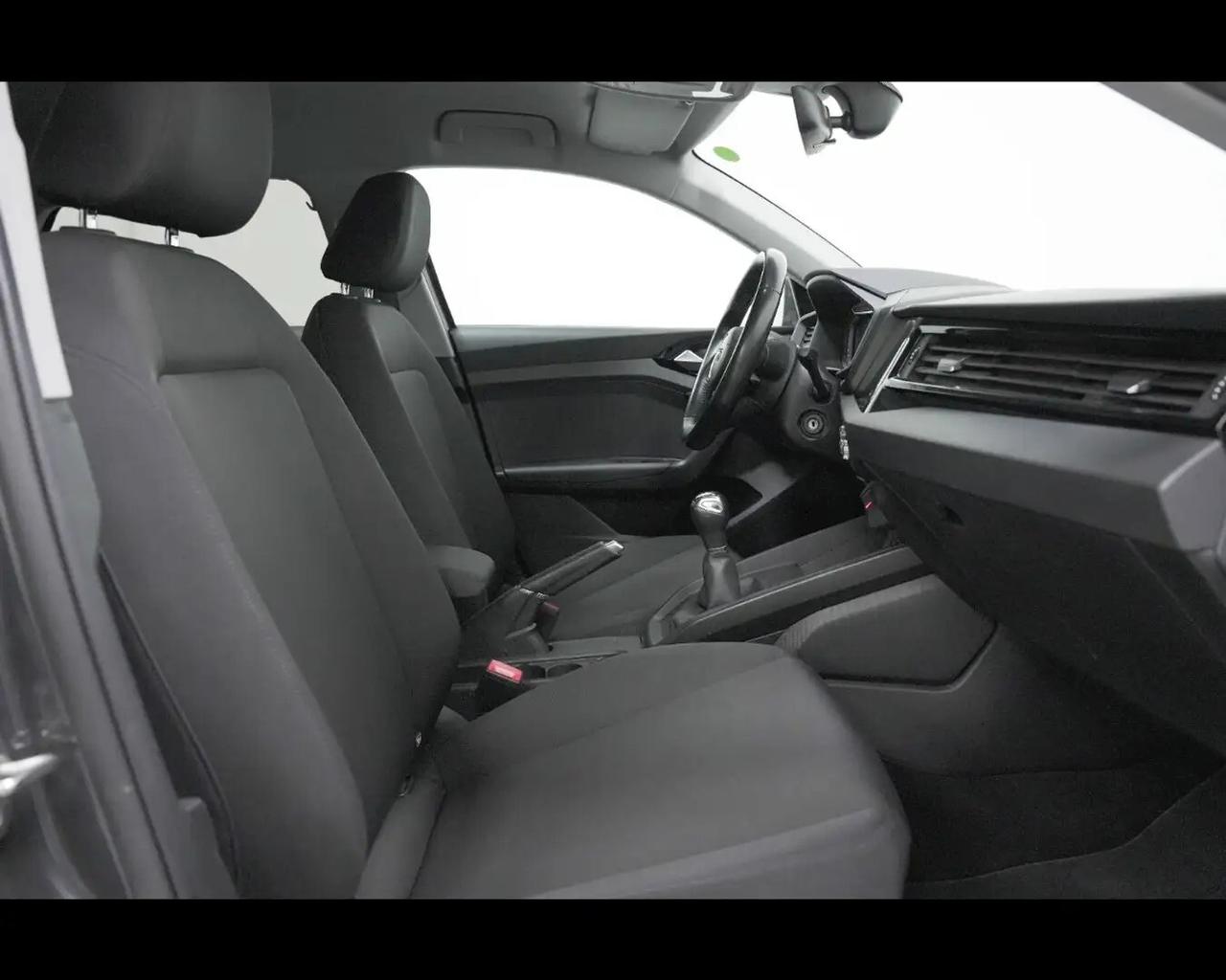 Audi A1 Sportback 1.0 TFSI Admired Black Look Benzina