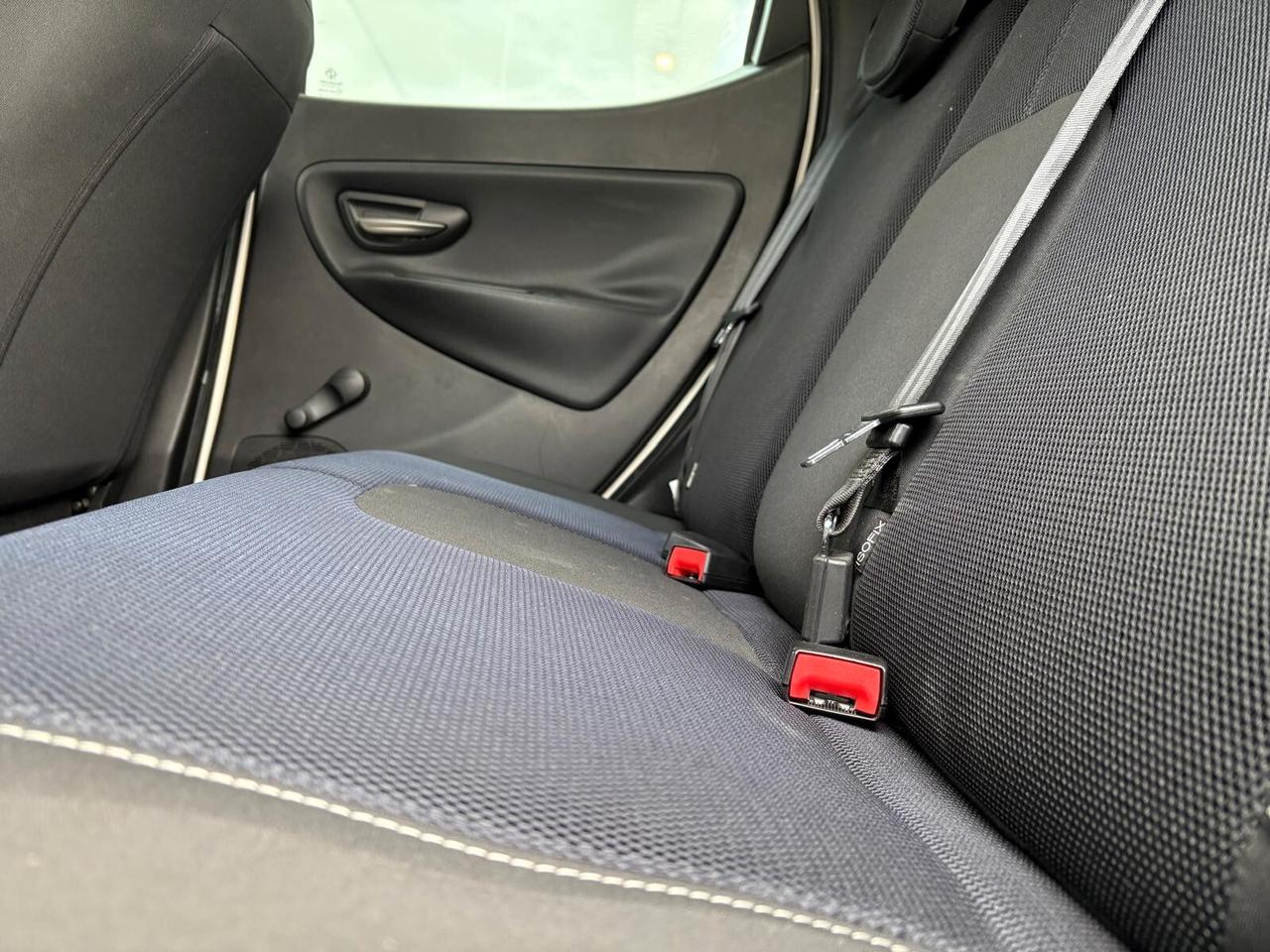 Lancia Ypsilon MOMODESIGN 1.3 MJT 16V 95 CV 5 p. UNICO PR.