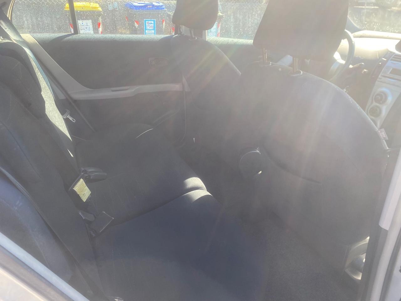 Toyota Yaris 1.0 5 porte Sol