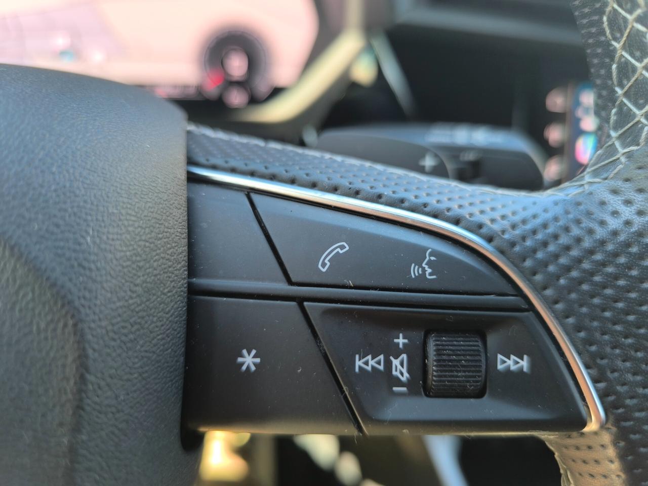 AUDI A3 2.0 TDI 150cv S-LINE INTERNO/ESTERNO TAGLIANDI AUDI