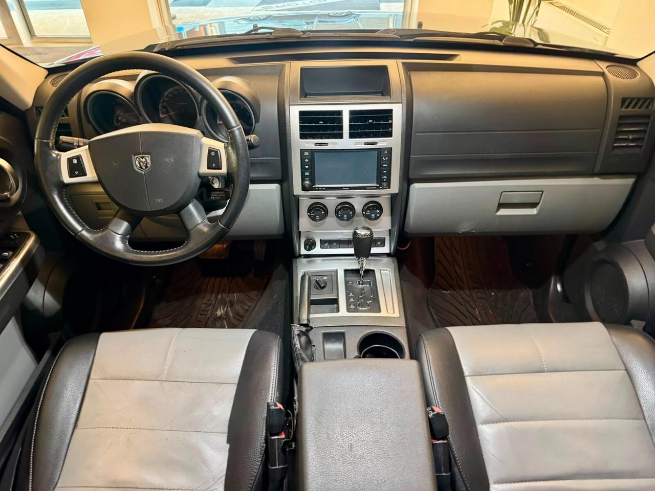 DODGE NITRO 2.8 CRD SXT 4WD AUTOMATICA