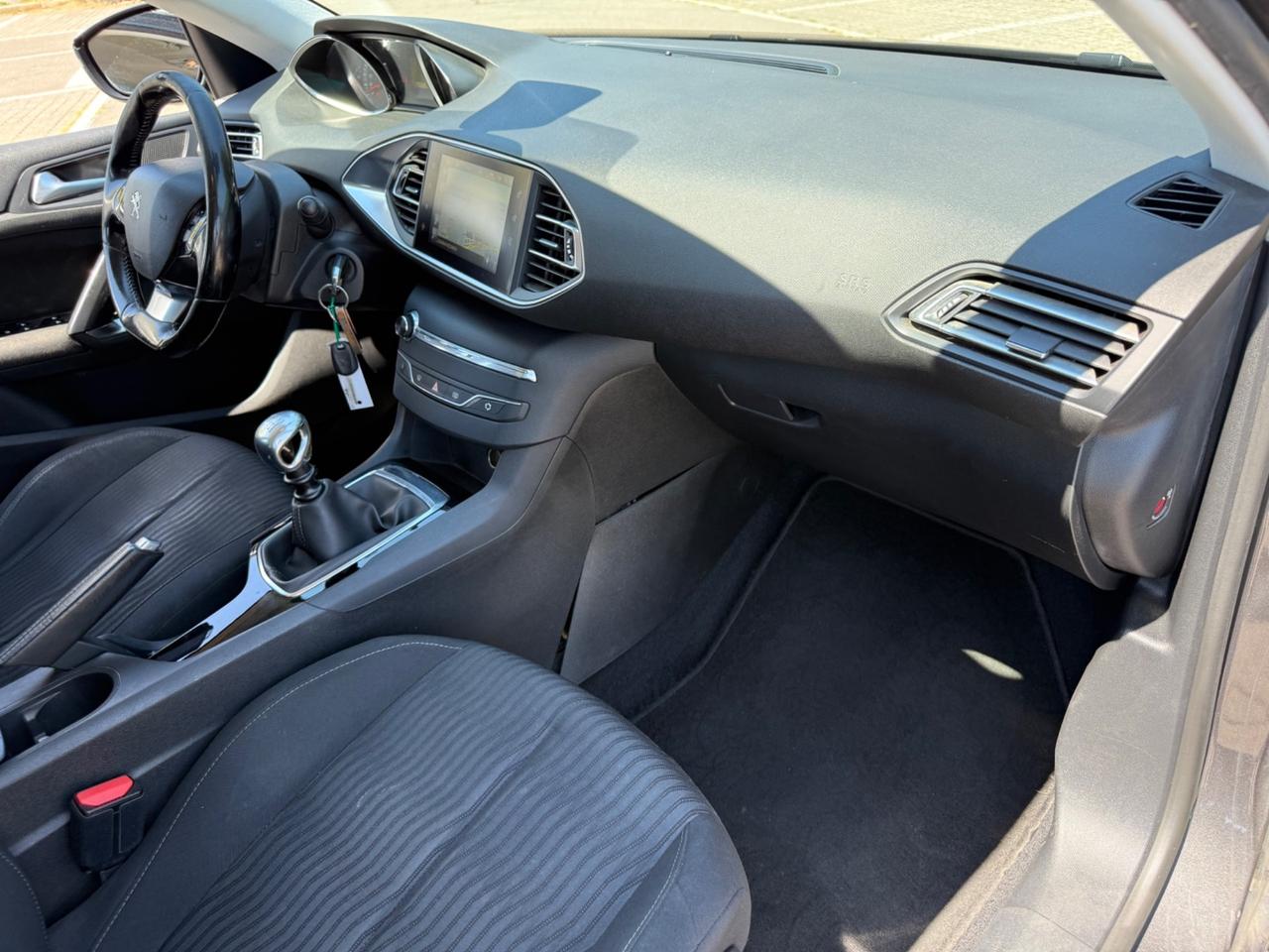 Peugeot 308 BlueHDi 120 S&S SW Navi*Cerchi*Pdc*E6