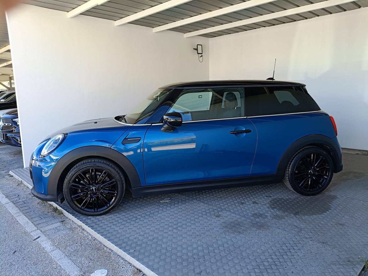MINI Mini IV F56 2021 3p - Mini 3p 1.5 Cooper Business auto
