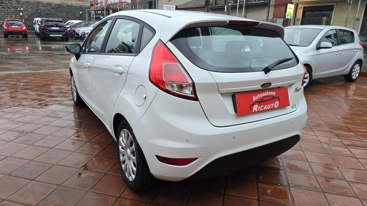 Ford Fiesta 1.5 TDCi 75CV 5 porte Titanium